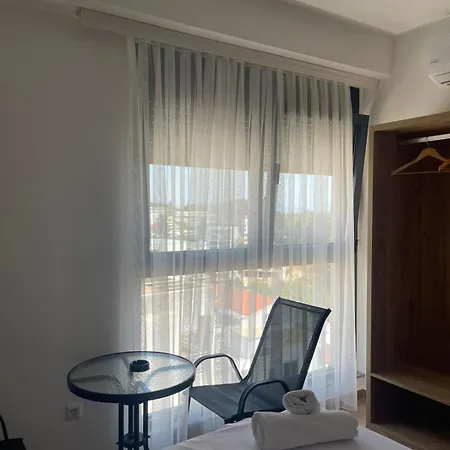 Square Residence & Pool Ulcinj Exterior photo