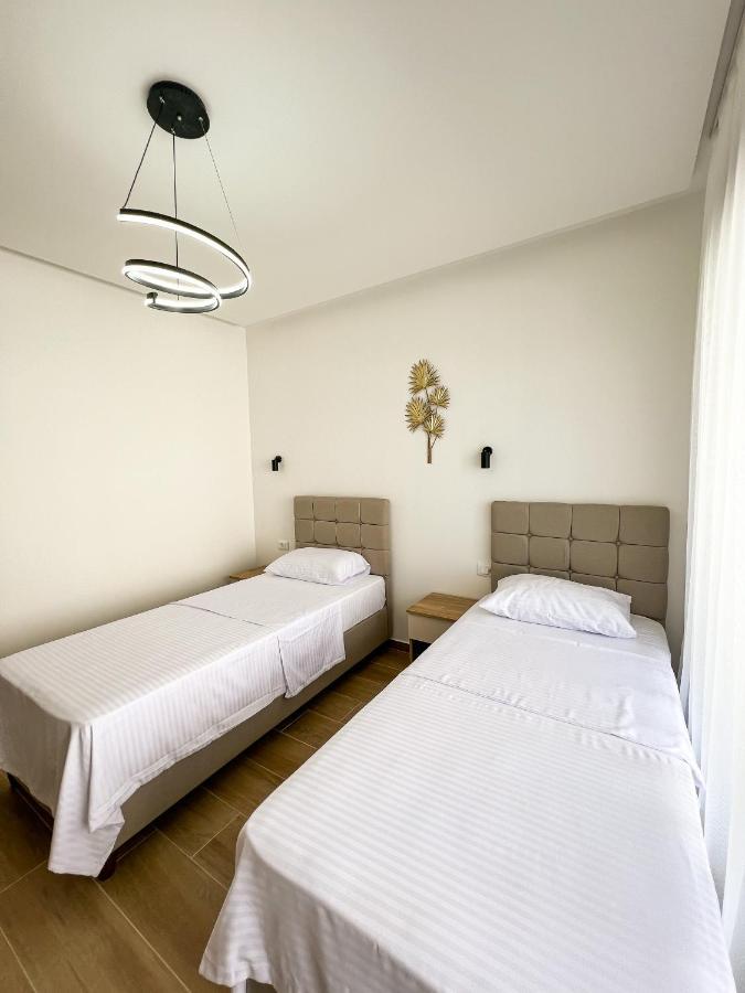 Square & Pool Daire *